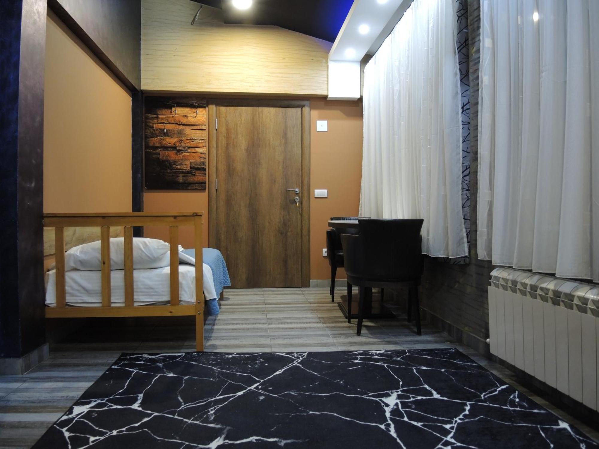 Rooms&Restaurant 43 Beograd Ngoại thất bức ảnh